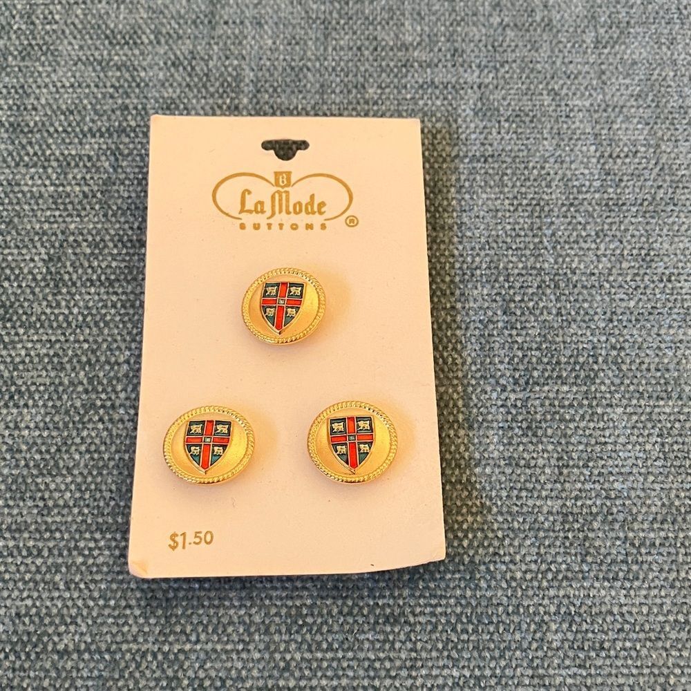 New La Mode Buttons